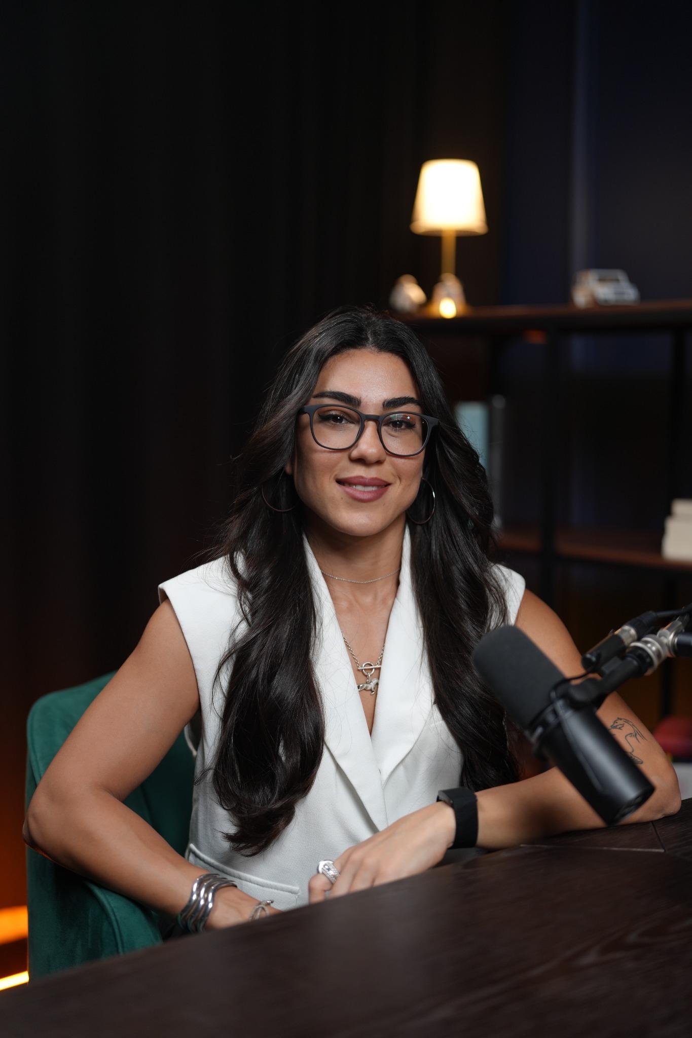 فروغ عباسی